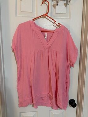 Zenana Outfitters Pink Gauze V-Neck Tunic with Frayed Trim